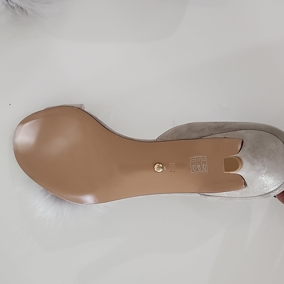 Pelle Moda Dallon Dark Taupe Shimmer Suede Low Heel NWOT - Picture 6 of 10